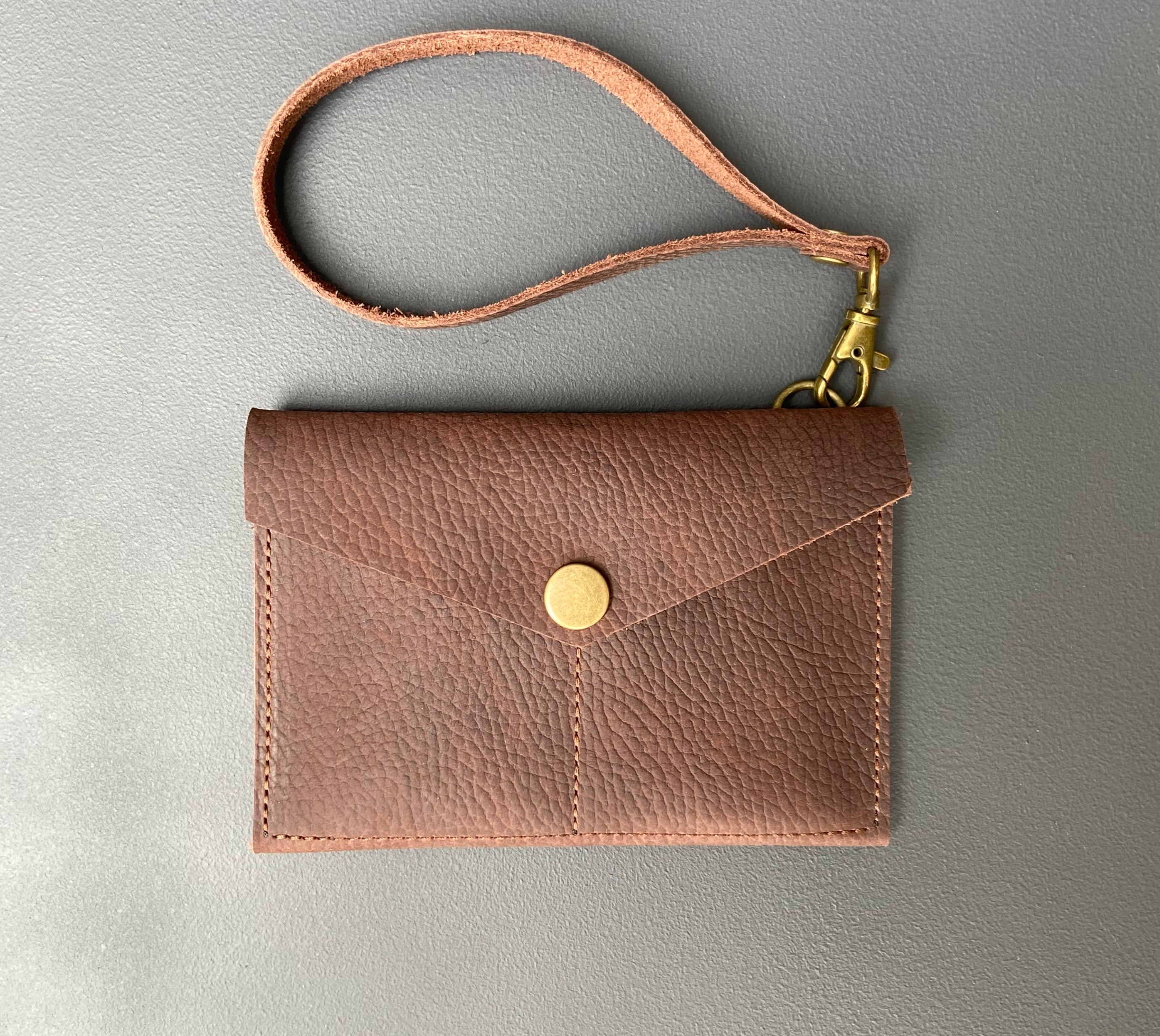 'Essential' mini wallet