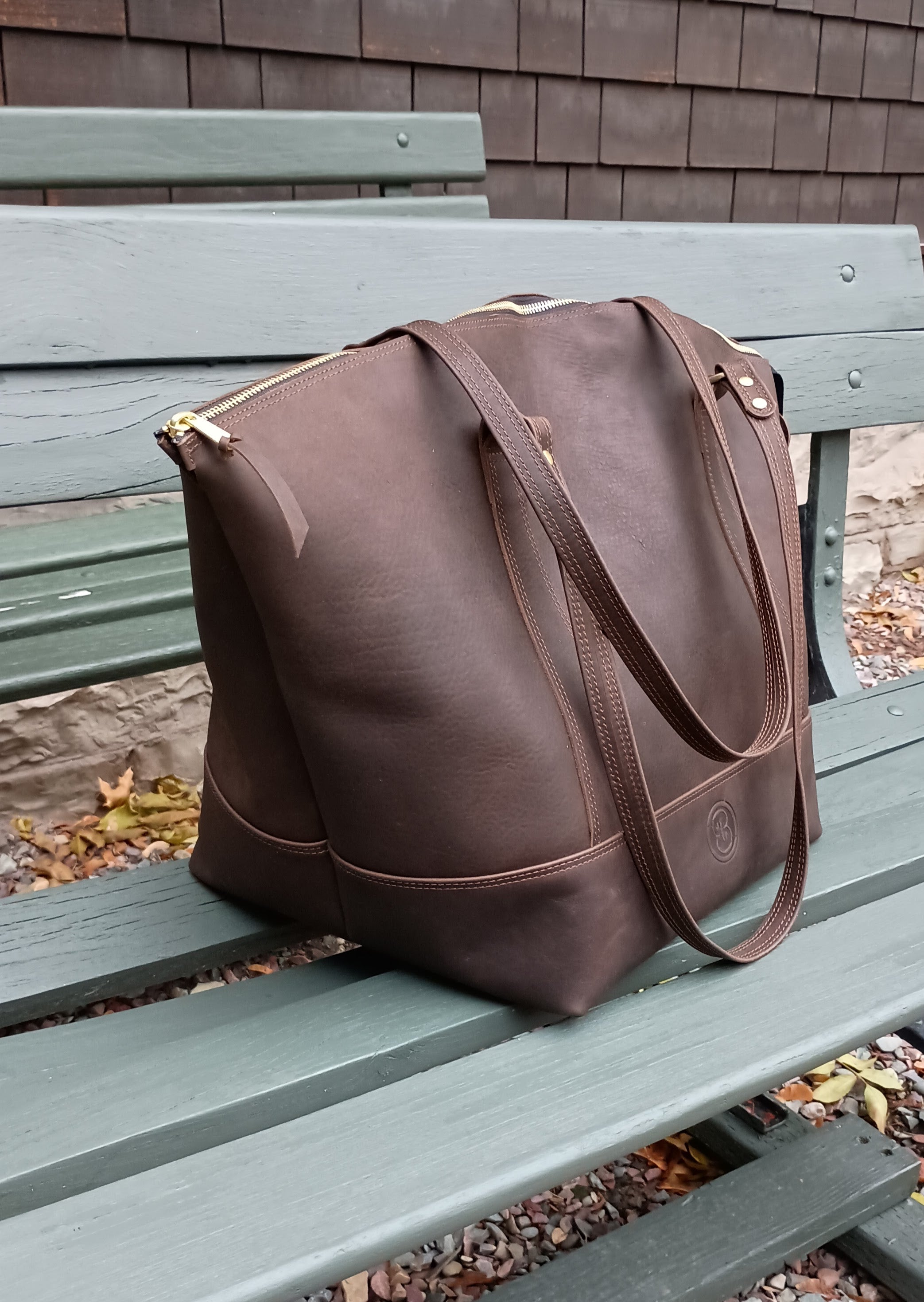 The 'Teagan' fan-top tote